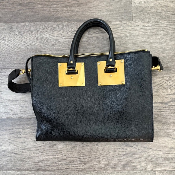 Sophie Hulme Top Handle Bag Black Leather Gold-Tone Hardware - Picture 4 of 5